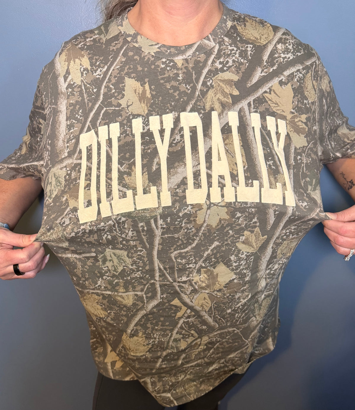 Dilly Dally Camo Shortsleeve